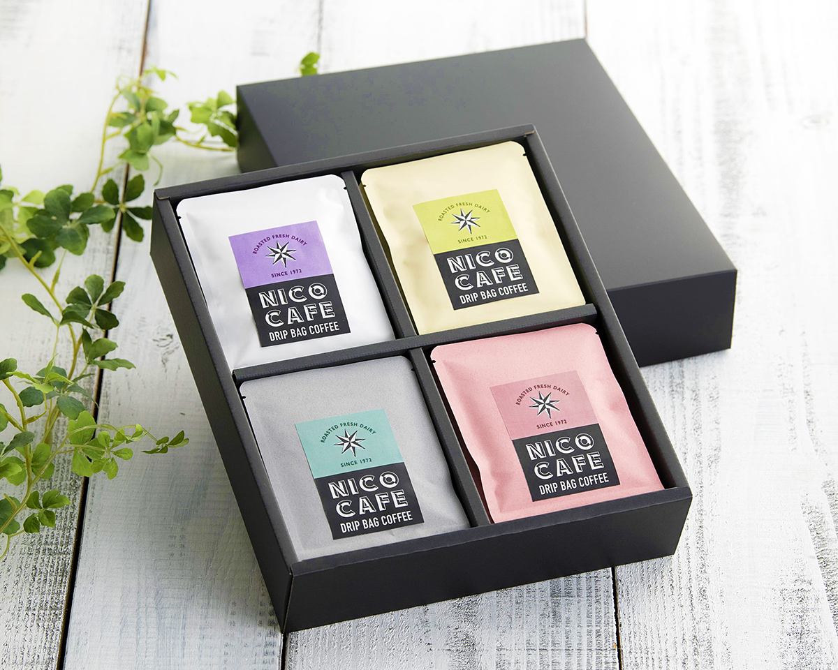 《ドリップバッグギフトケース4個用》に16～20袋入ります。